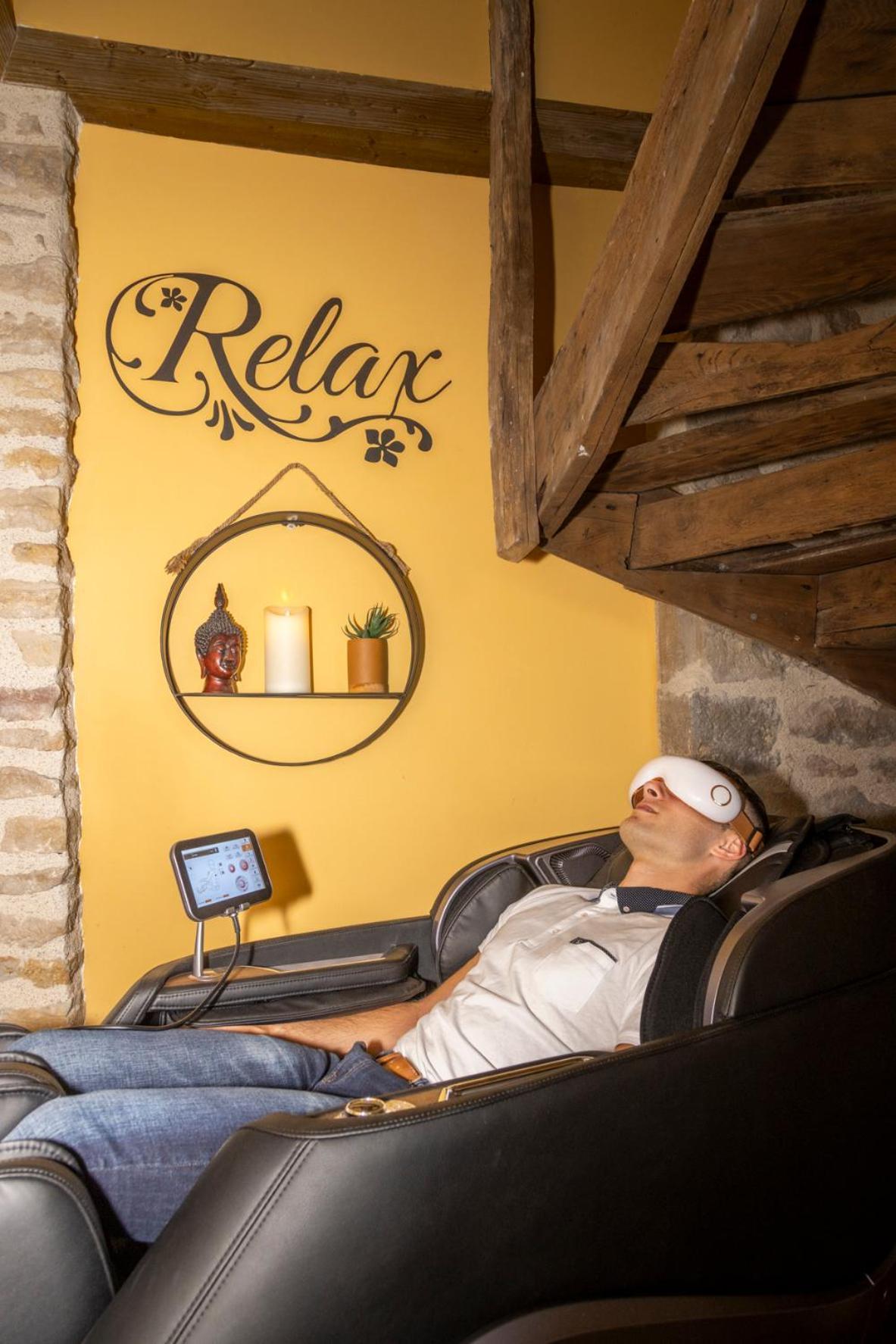 Bed and Breakfast Le Relais Des Deux Tours Bremondans Экстерьер фото