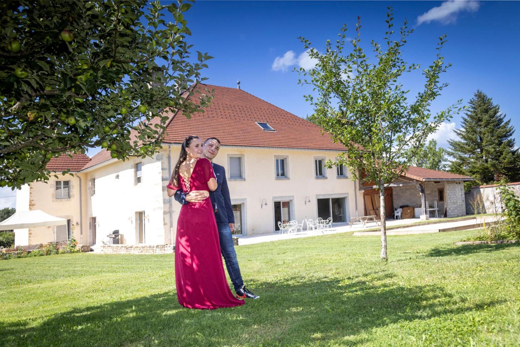 Bed and Breakfast Le Relais Des Deux Tours Bremondans Экстерьер фото