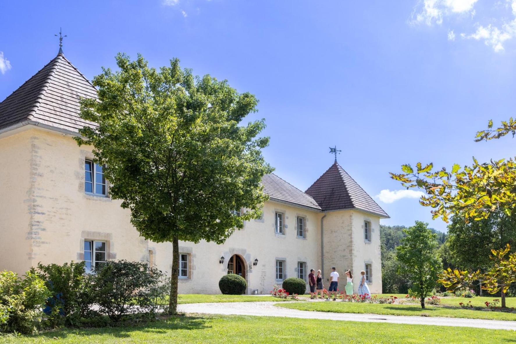 Bed and Breakfast Le Relais Des Deux Tours Bremondans Экстерьер фото