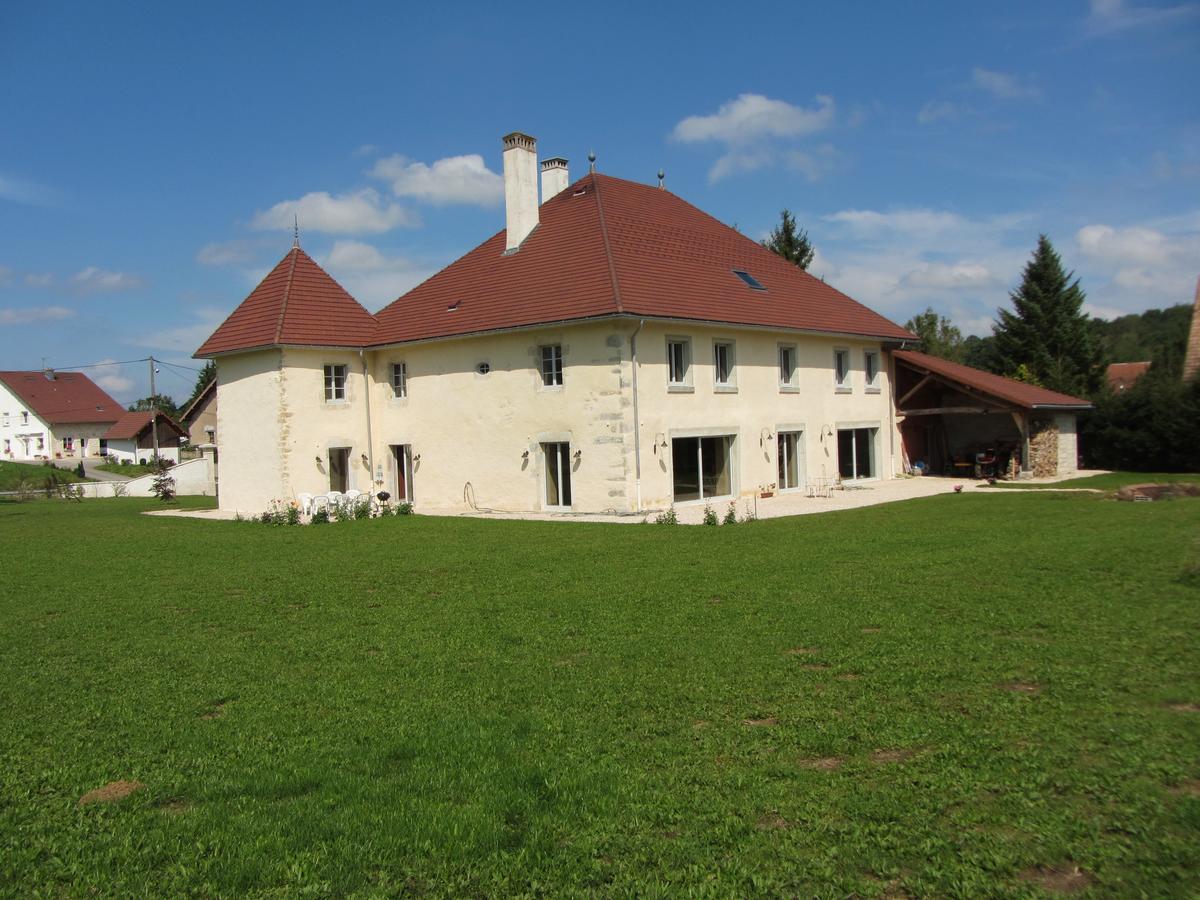 Bed and Breakfast Le Relais Des Deux Tours Bremondans Экстерьер фото