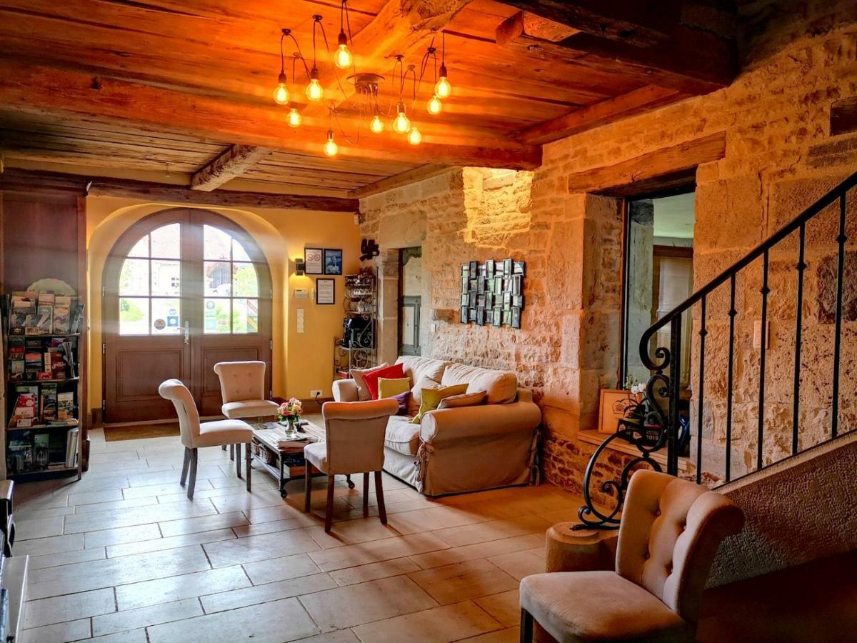 Bed and Breakfast Le Relais Des Deux Tours Bremondans Экстерьер фото